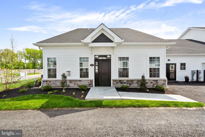 Property Photo:  29 Cedar Circle 15  PA 19055 