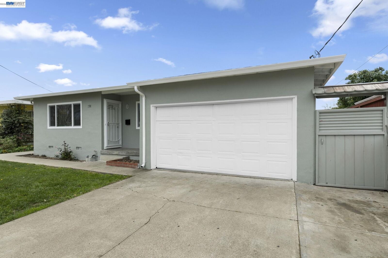 Property Photo:  412 Solano Ave  CA 94541 
