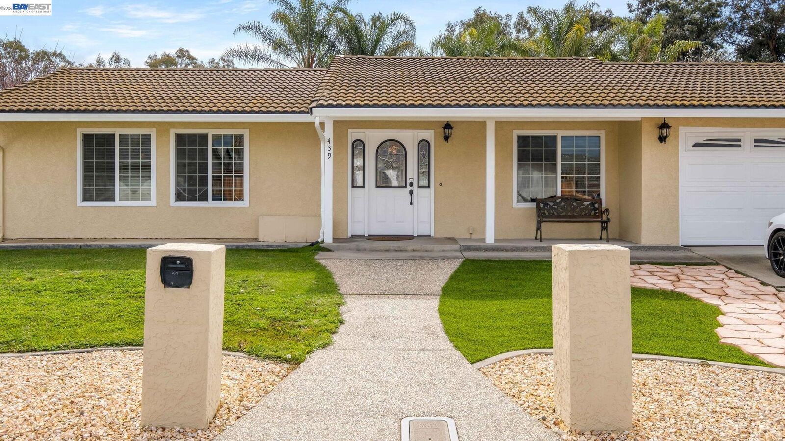 Property Photo: 439 Hummingbird Ln CA 94551