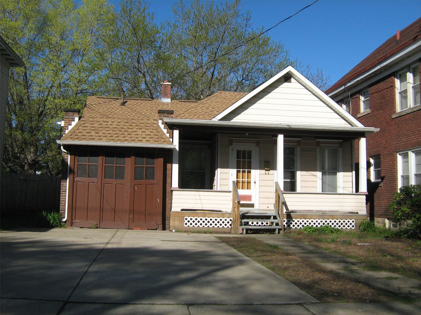 Property Photo:  318 Myrtle Street  PA 16507 