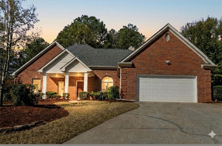 Property Photo:  11370 Saint Patrice Way  GA 30022 