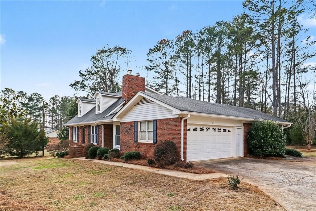 Property Photo:  42 Camellia Circle  GA 30263 