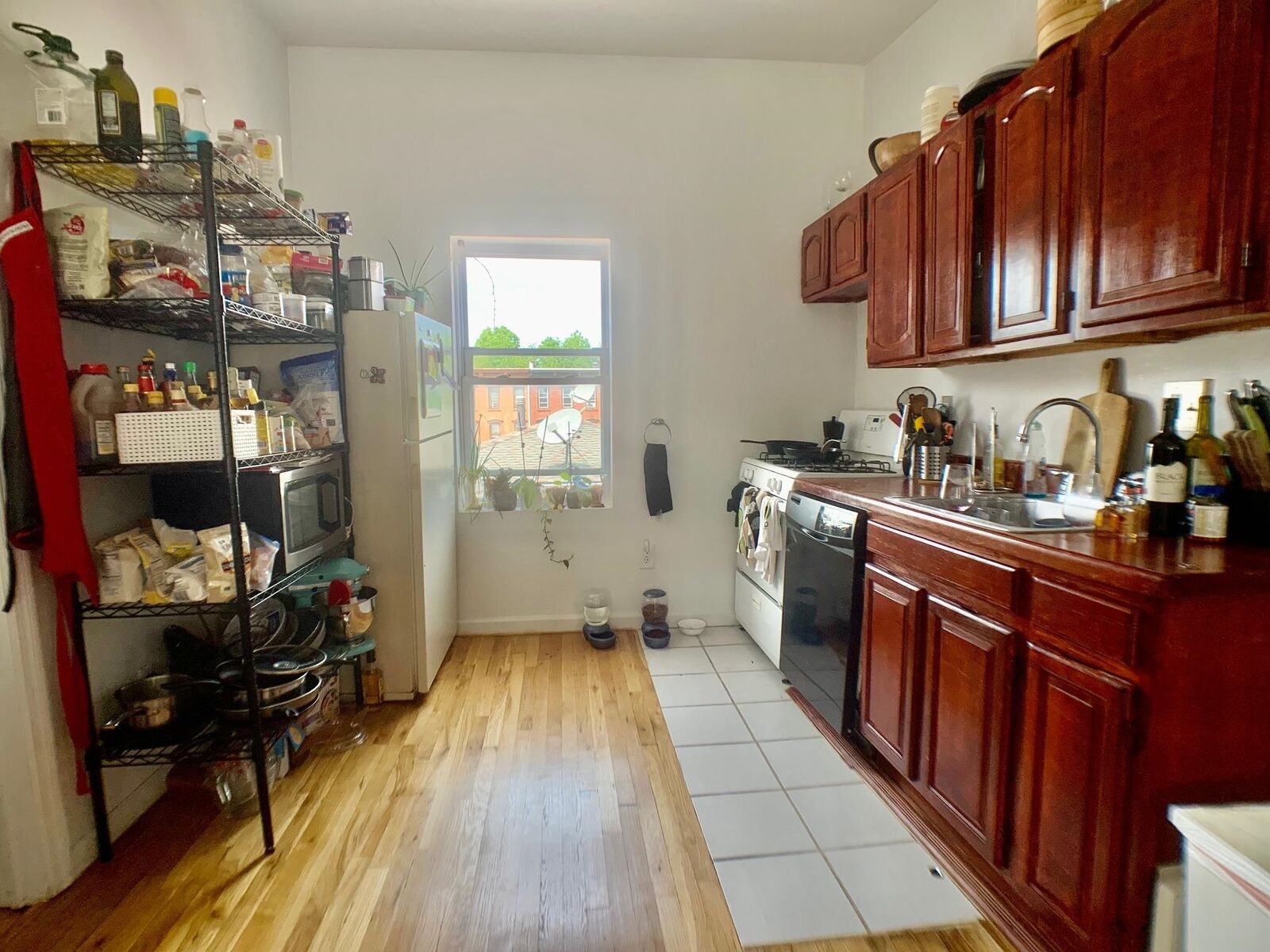 Property Photo:  206 4th St 4R  NJ 07302 