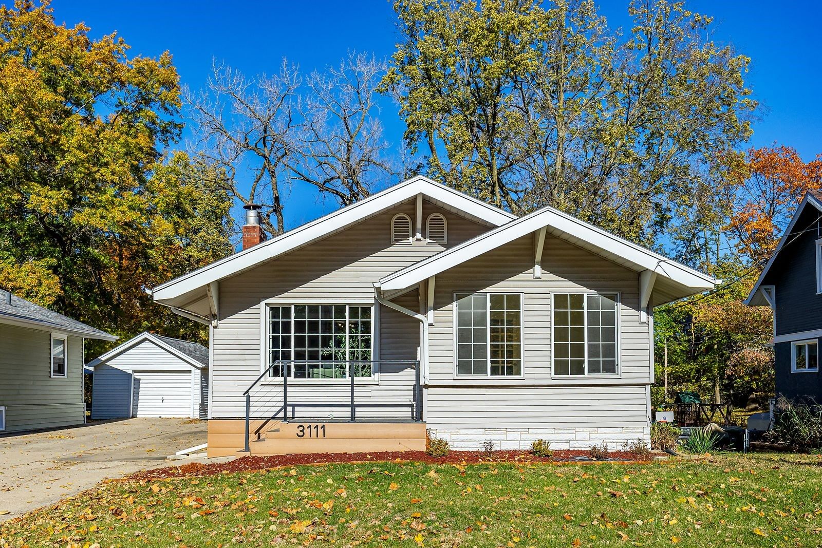 Property Photo:  3111 Leado Avenue  IA 50310 