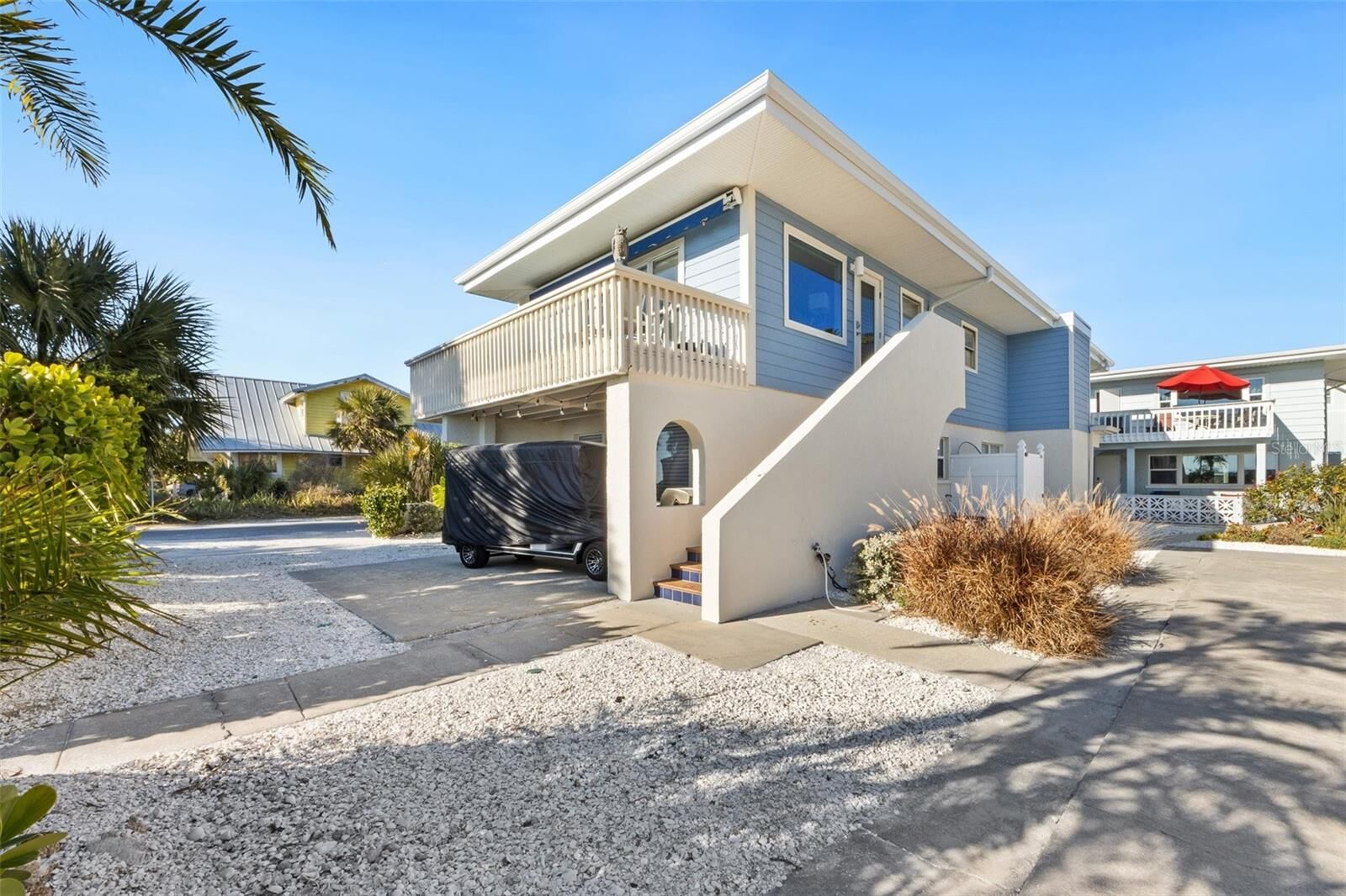 Property Photo: 103 Palm Avenue FL 34216