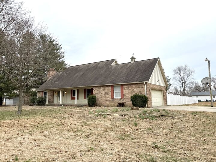 Property Photo:  1867 Gragg Street  IL 62801 