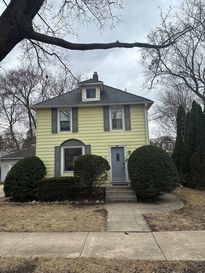 Property Photo: 417 N Van Buren Street IL 60510