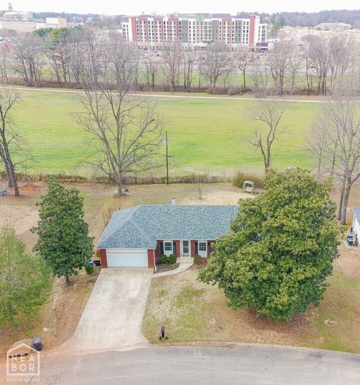 Property Photo:  411 Lynne Court  AR 72405 