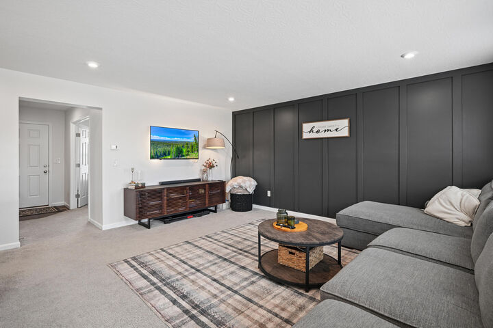 Property Photo: 934 Darlington Creek Drive KY 41001