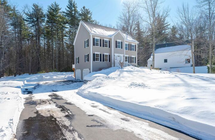 Property Photo:  82 Ebony Drive  NH 03867 