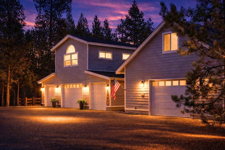 Property Photo:  17157 Wood Duck Court  OR 97707 