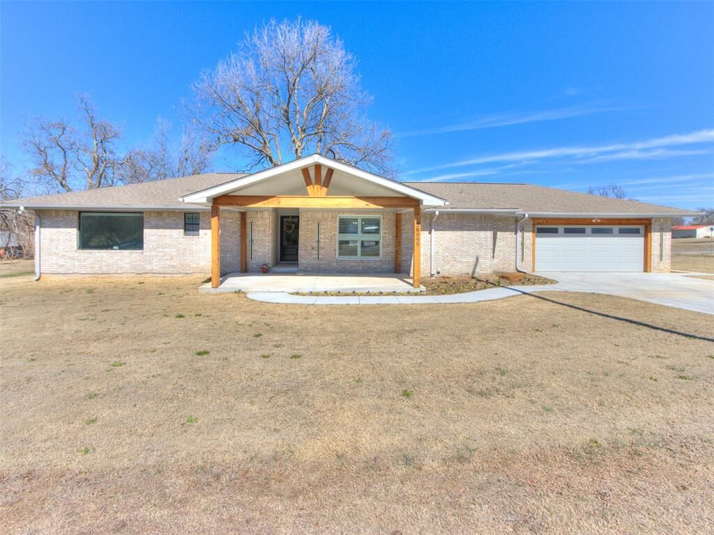 Property Photo:  20699 Hensel Street  OK 73045 