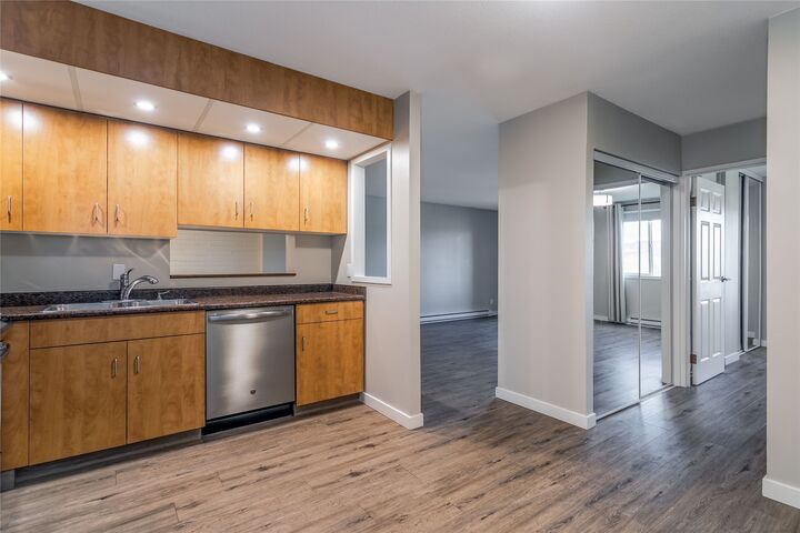 Property Photo: 1915 Pacific Court 407 BC V1Y 8B3