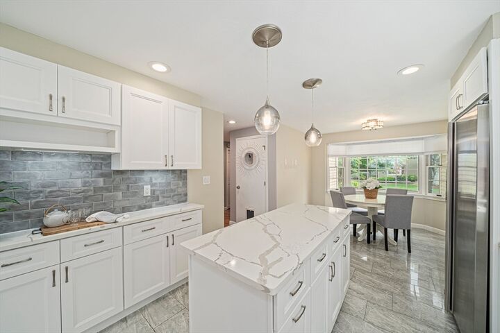 Property Photo:  9 Powder Hill Way 9  MA 01581 