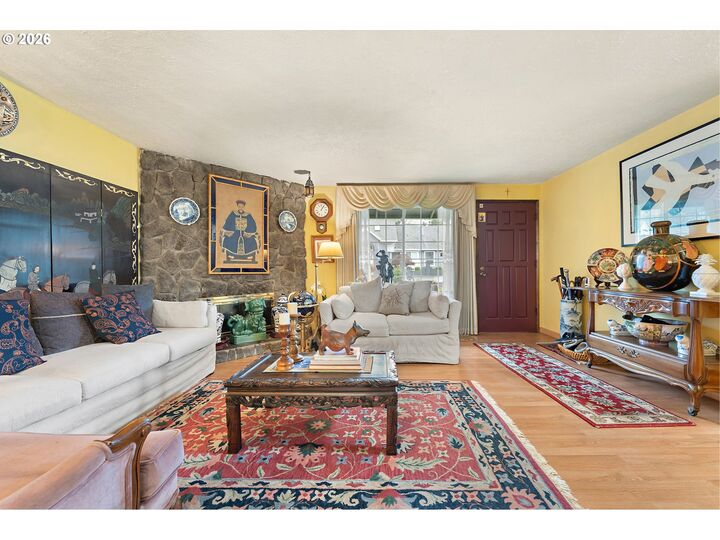 Property Photo: 15781 NE Holladay St OR 97230