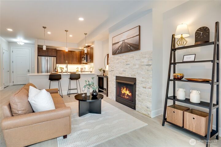 Property Photo:  4961  Main St 517  WA 98407 