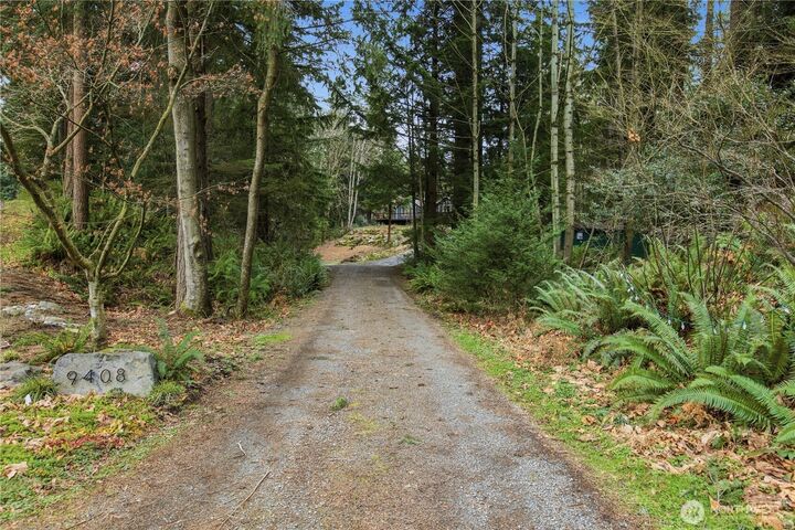 Property Photo: 9408 370th Place SE WA 98065