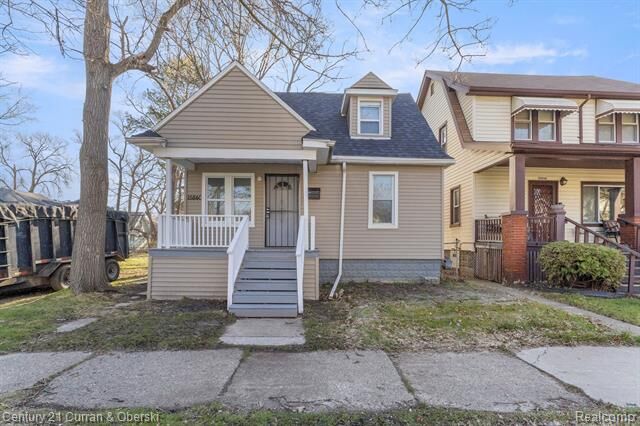 Property Photo: 15840 Dexter Avenue MI 48238