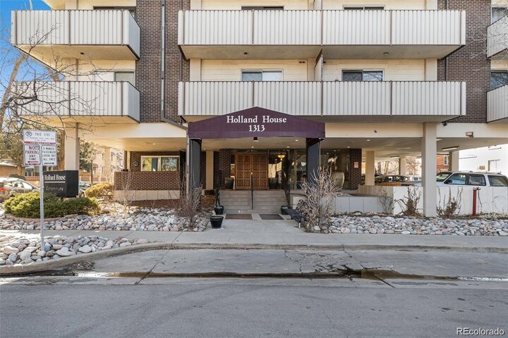 Property Photo:  1313 Steele Street 701  CO 80206 