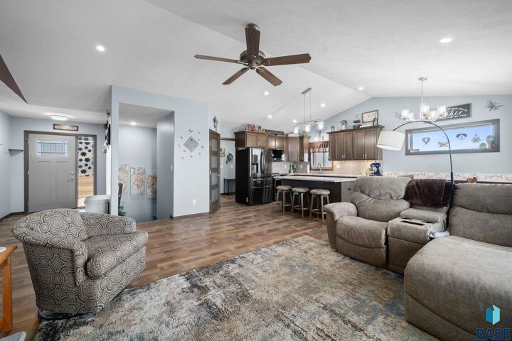 Property Photo:  26164 Reed Ct Court  SD 57012 