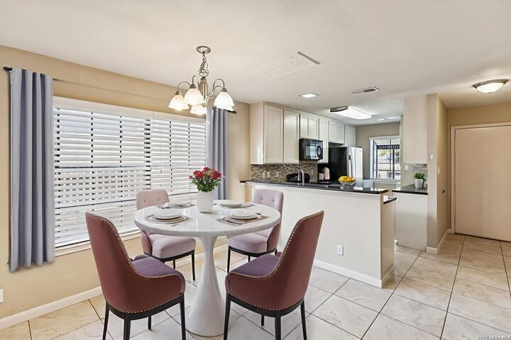 Property Photo:  11815 Vance Jackson 704  TX 78230 