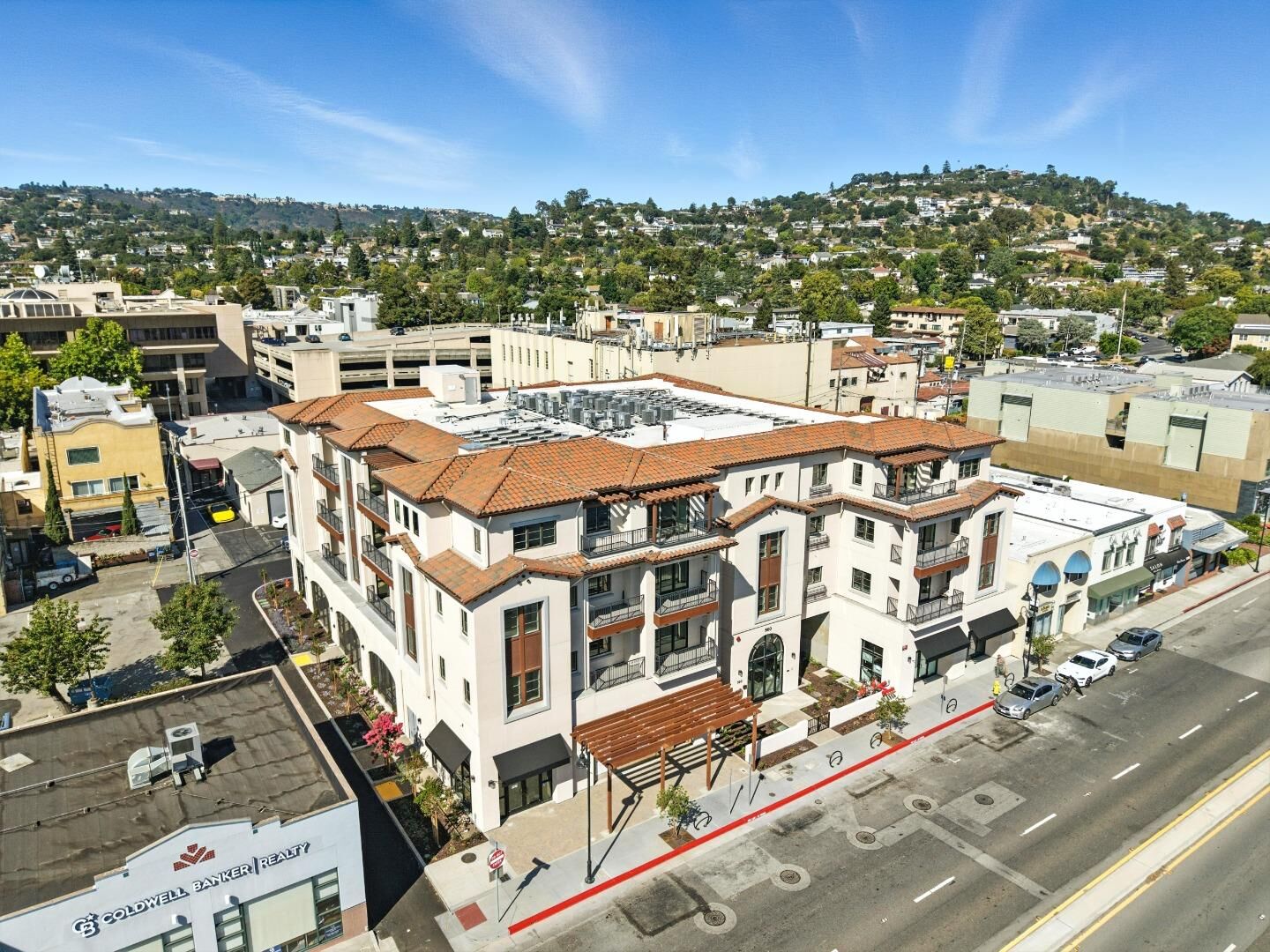 Property Photo: 560 El Camino Real 408 CA 94070