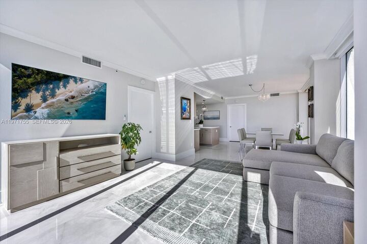 Property Photo:  3400 SW 27th Ave 1601  FL 33133 