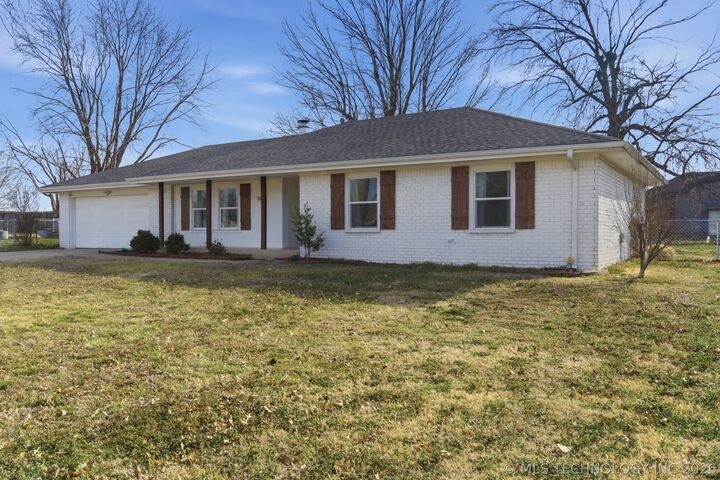 Property Photo:  11809 N 104th  OK 74021 