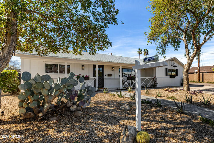 Property Photo:  1804 N Camellia Street  AZ 85288 