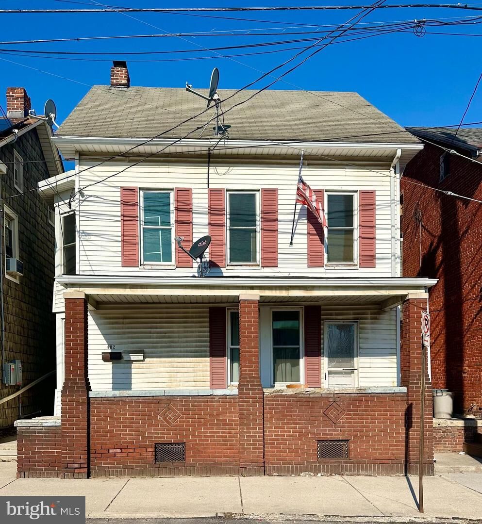 Property Photo:  402 Broadway  PA 17331 