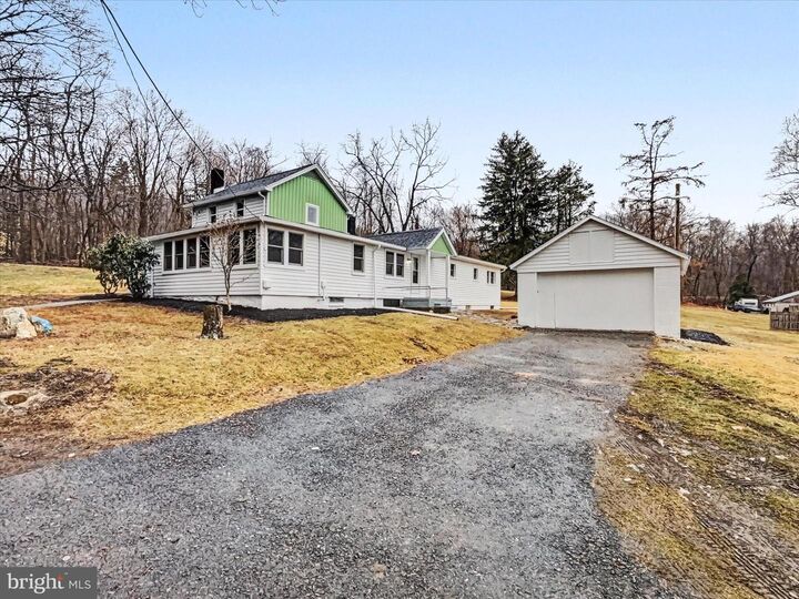 Property Photo:  229 Hill Street  PA 17065 