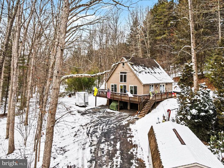 Property Photo:  4664 Back Road  PA 17032 