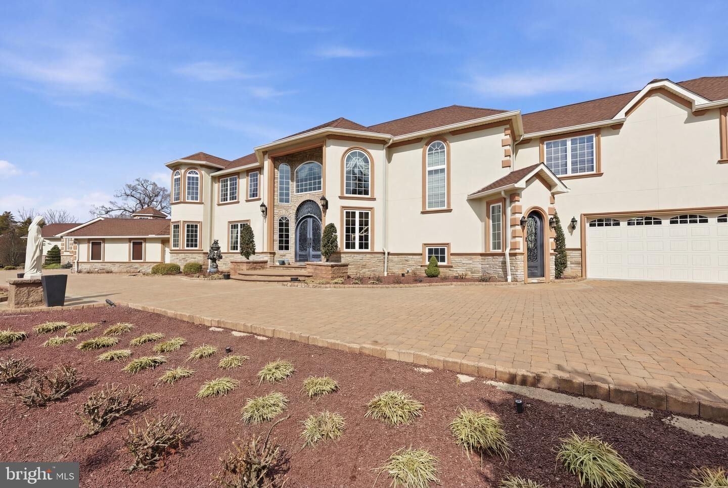 Property Photo:  1066 Washington Crossing Rd  PA 18940 