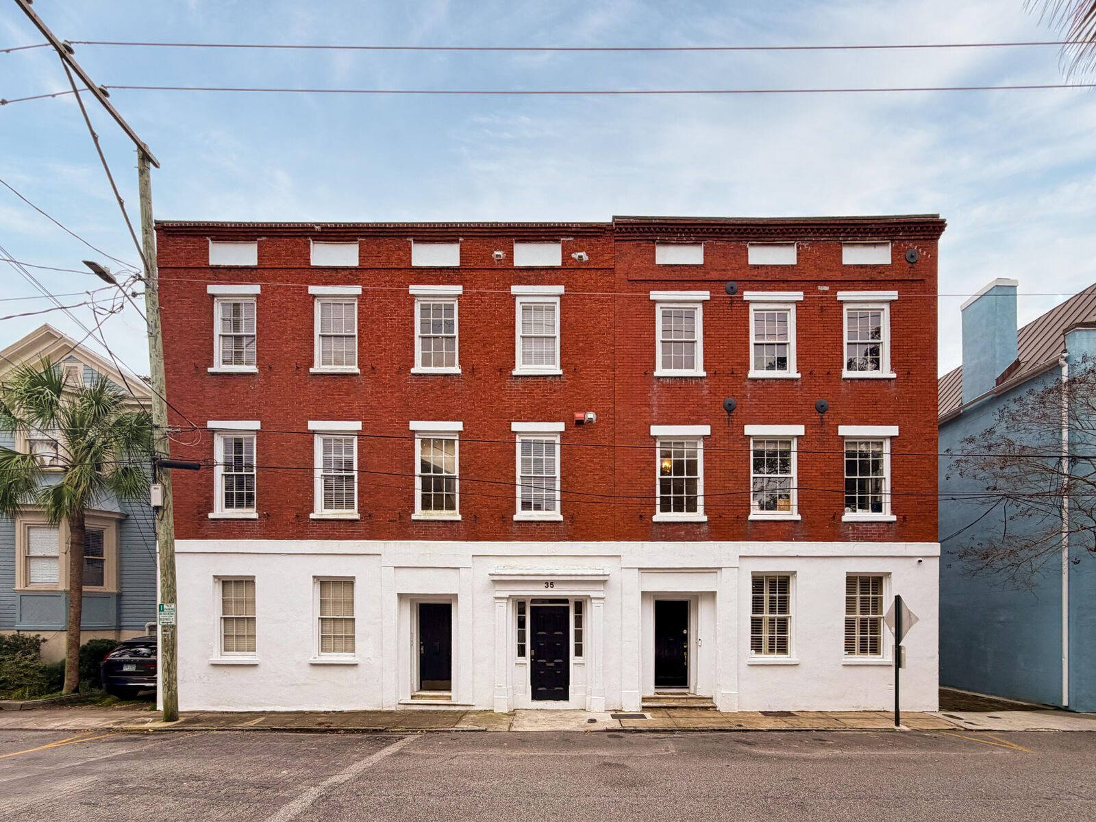 Property Photo:  35 Society Street Unit F  SC 29401 