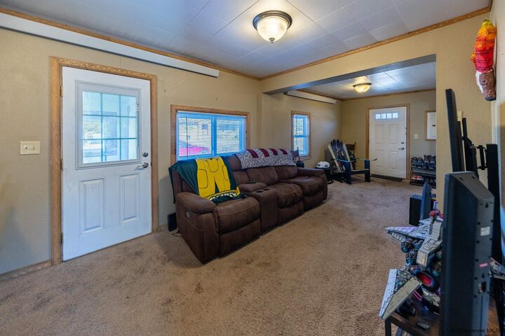 Property Photo:  569 N 6th St  WY 82070 