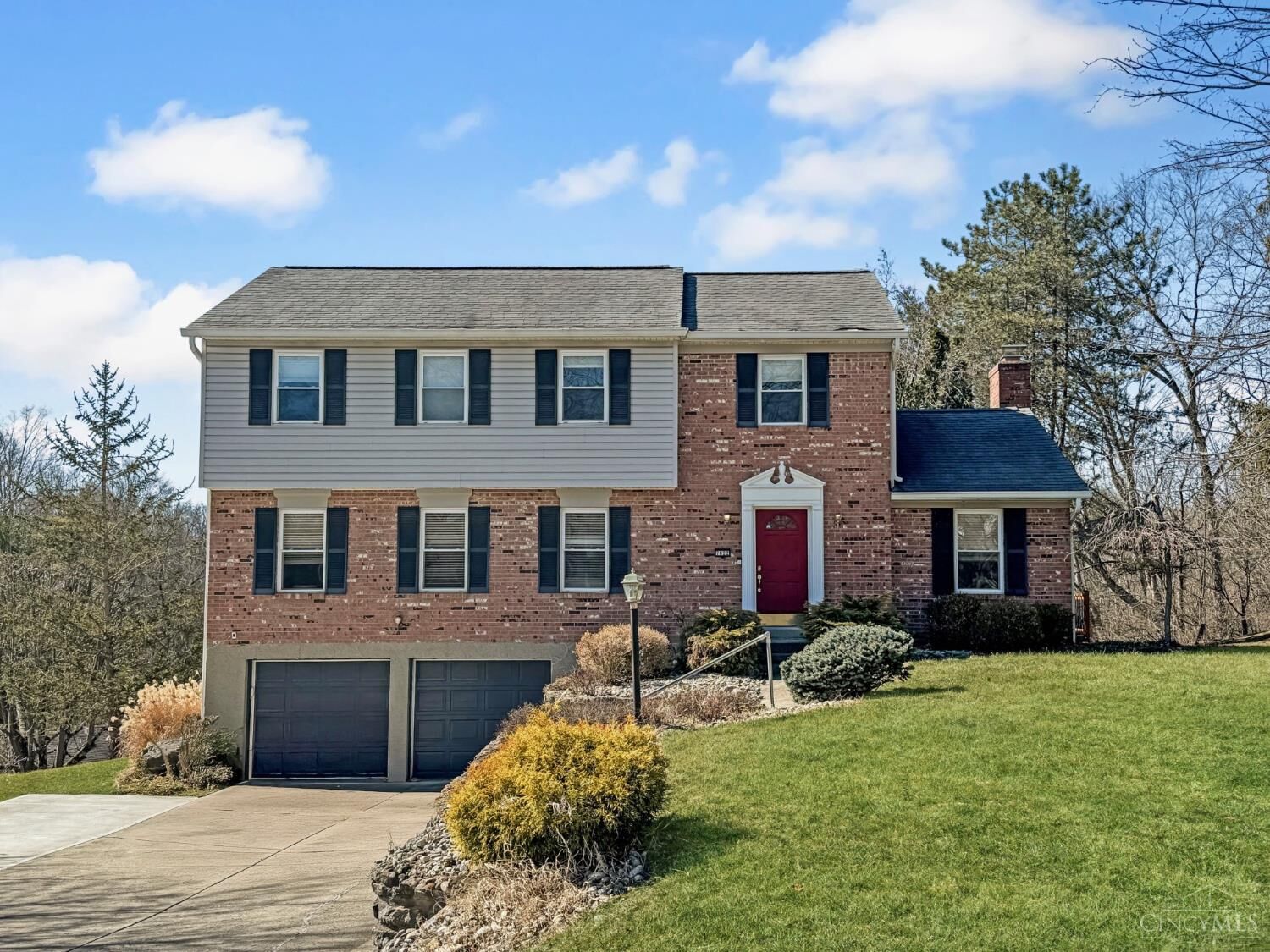 Property Photo:  7822 Shadowhill Way  OH 45242 