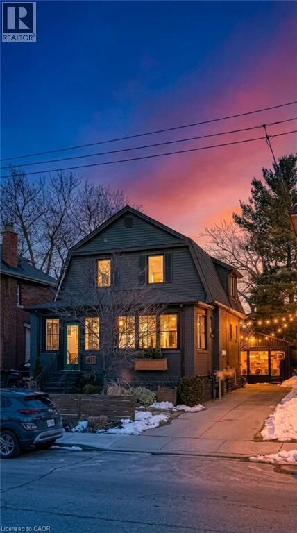 Photo de la propriété: 411 Dundurn Street South ON L8P 4L8