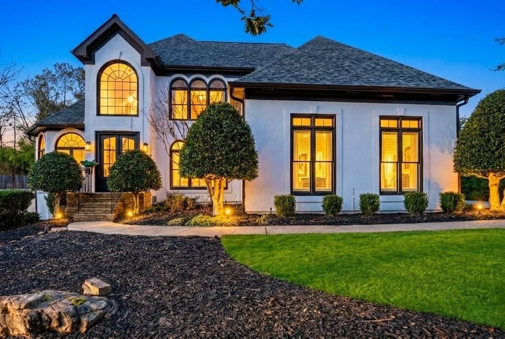 Property Photo:  405 Glen Grove Court  GA 30075 