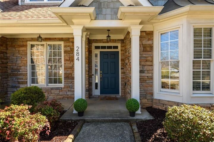 Property Photo: 284 Graymist Path GA 30052