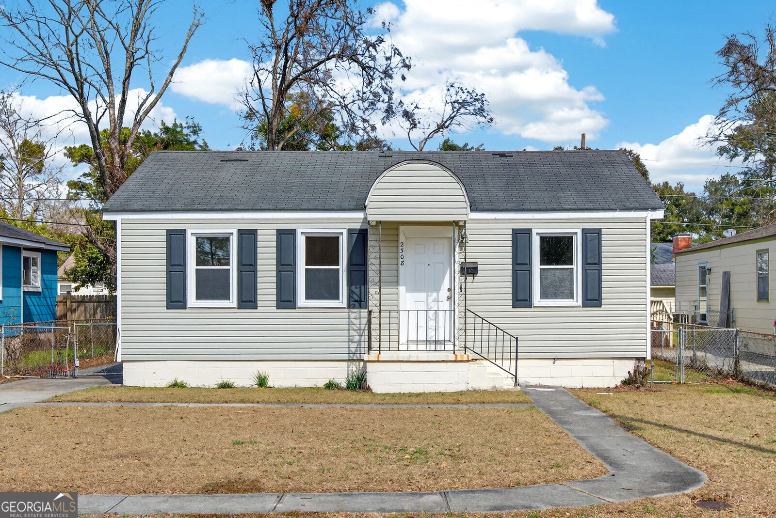 Property Photo:  2308 New York Avenue  GA 31404 