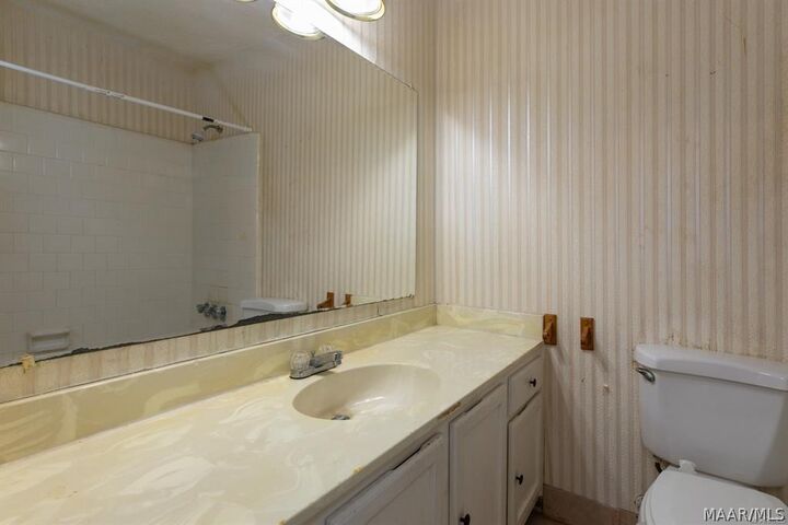 Property Photo:  548 Winston Drive  AL 36111 