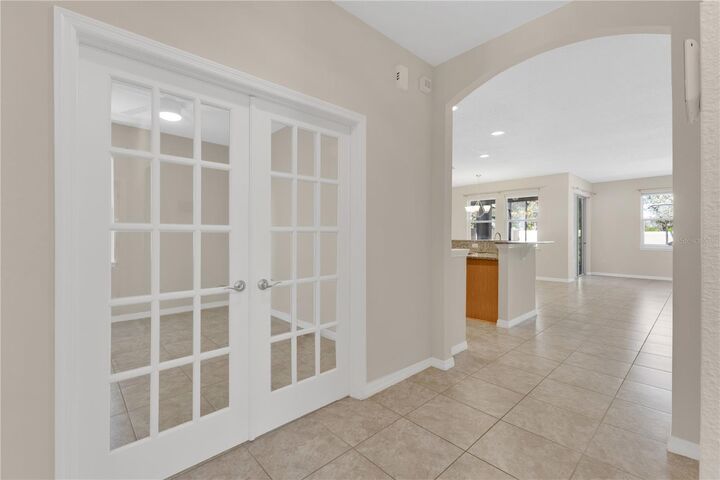 Property Photo: 244 Whirlaway Drive FL 33837