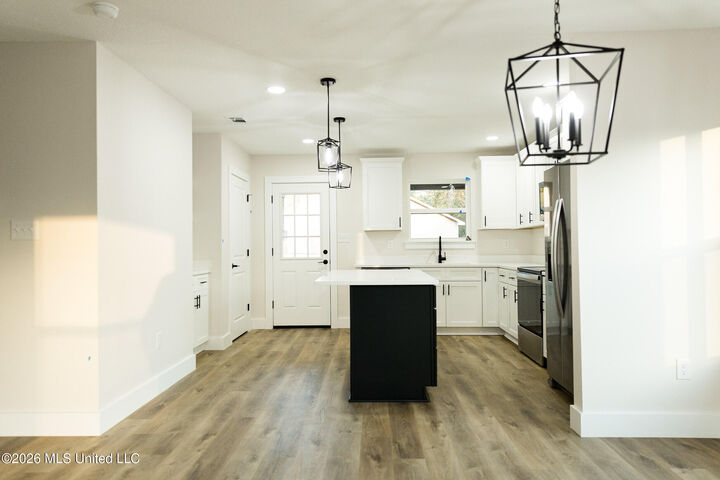 Property Photo:  1717 Barracuda Drive  MS 39553 