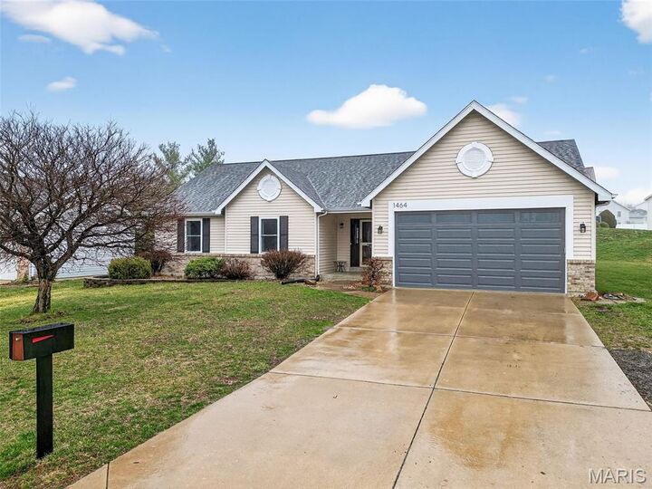 Property Photo:  1464 Snowbird Lane  MO 63366 
