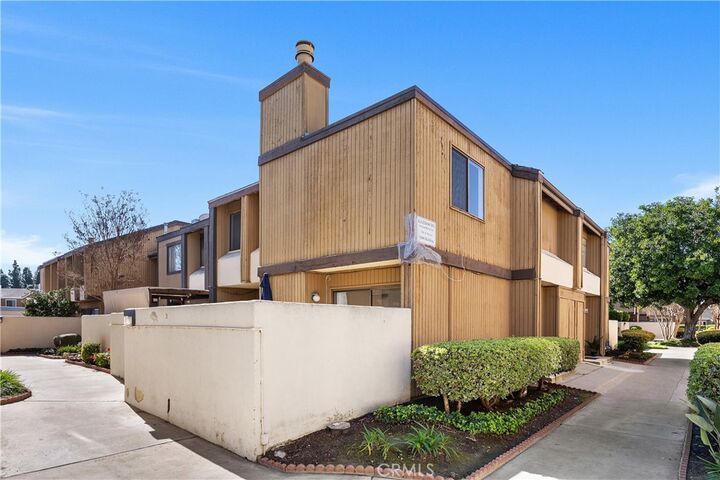 Property Photo:  1381 S Walnut 2101  CA 92802 