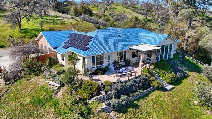 Property Photo:  41915 John Muir  CA 93614 