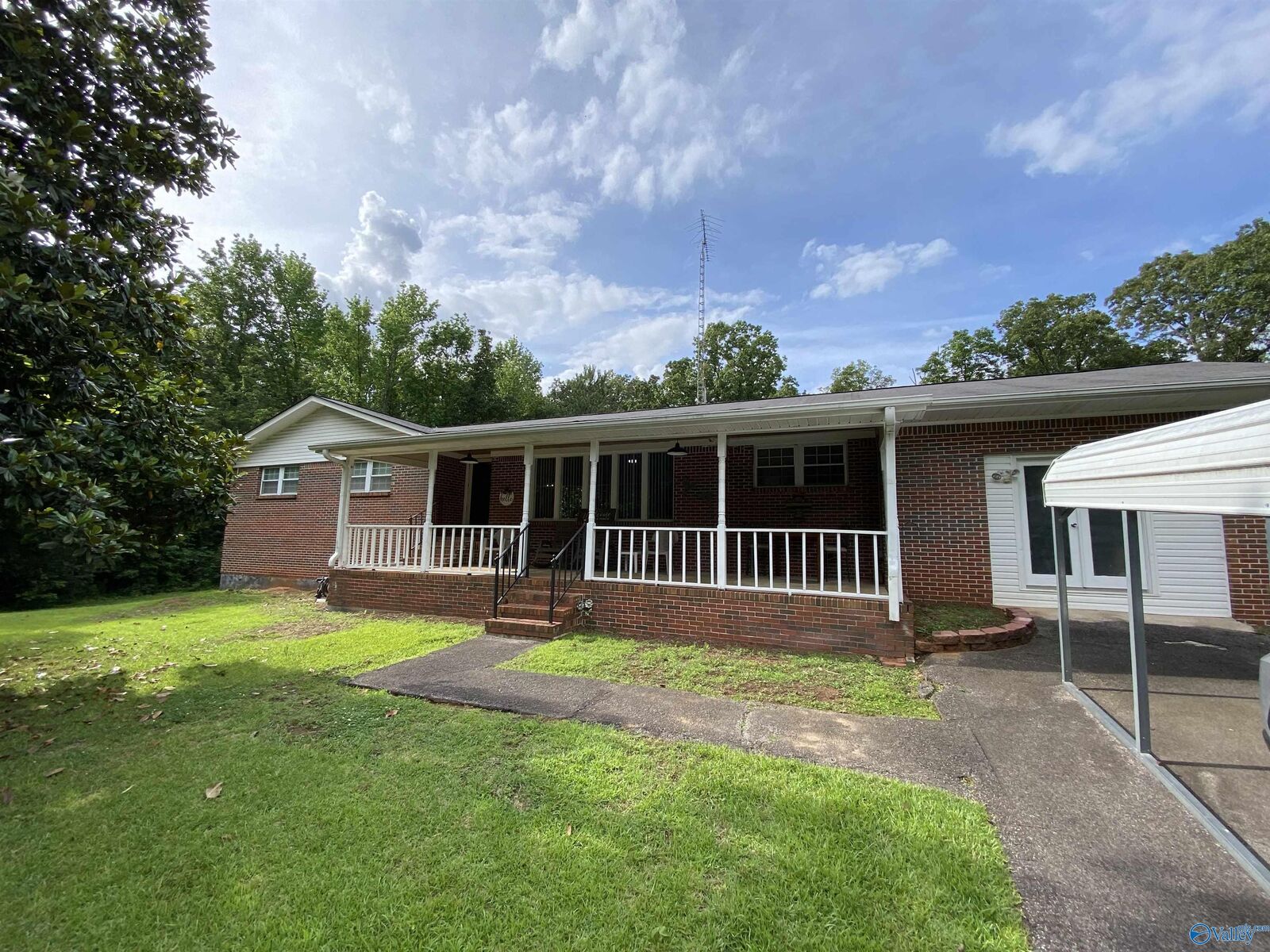 Property Photo:  135 Forest Hill Road  AL 35673 
