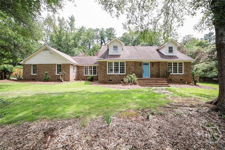 Property Photo:  215 Lenox Road  GA 30606 