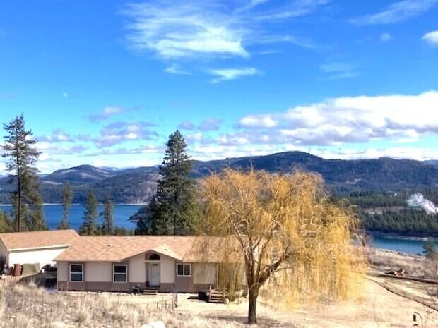 Property Photo: 9 Ballard Ave WA 99141