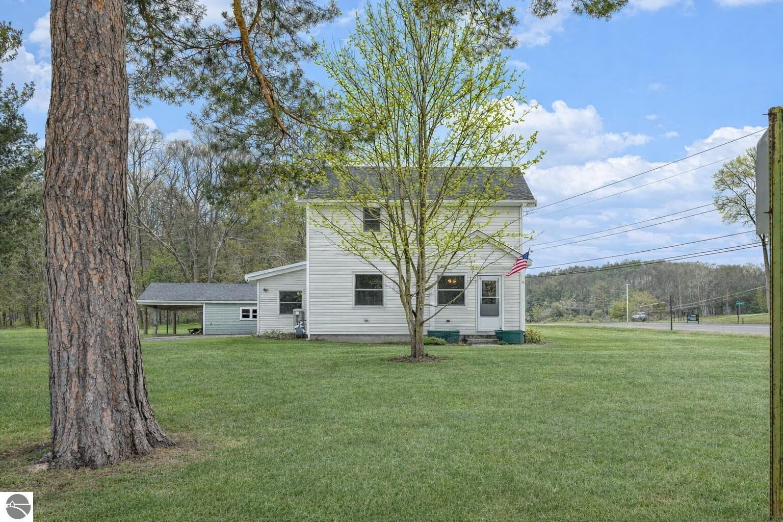 Property Photo:  111 W Forest Home Avenue  MI 49615 